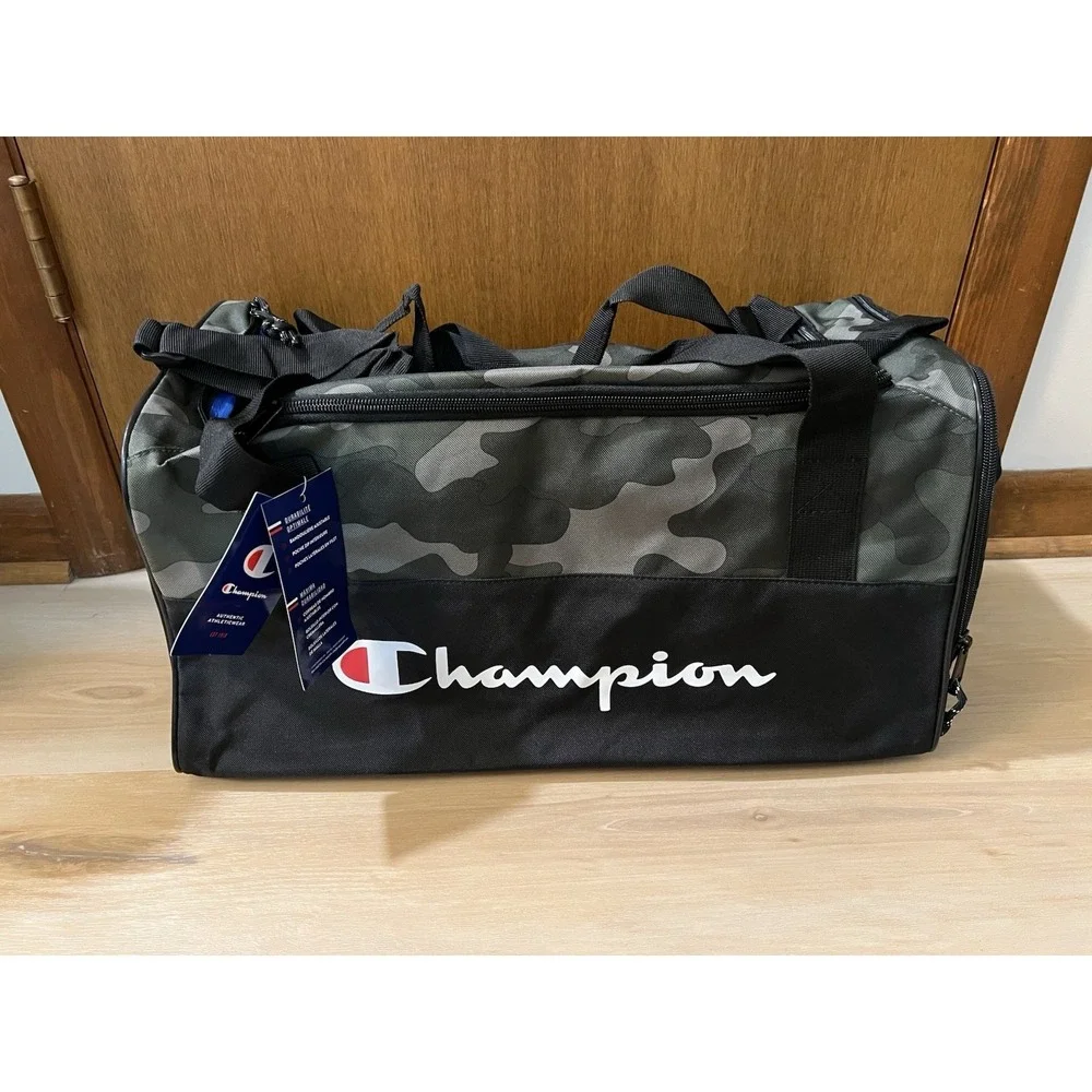 NWT Champion Camo Duffle Bag Medium Size Green Gym Travel Bag Weekender